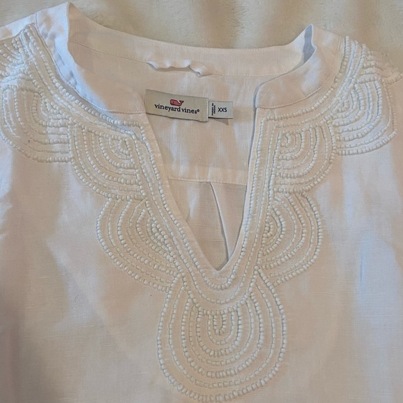 Vineyard Vines women’s lightweight tunic top. - Picture 3 of 14